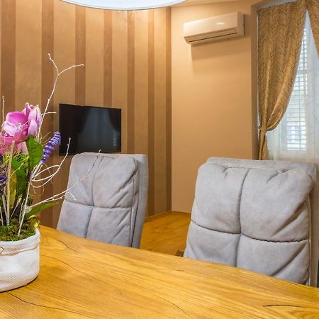 Appartement Fiumanka lux à Rijeka Extérieur photo